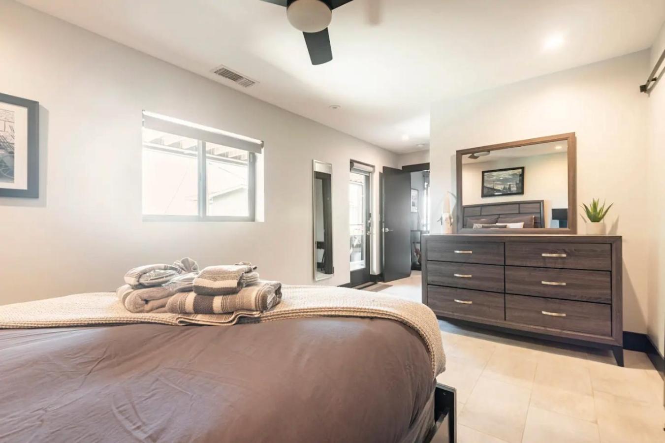 Contemporary Ocean Sunset Views With Firepit Pt Loma Close To Plnu San Diego Eksteriør bilde